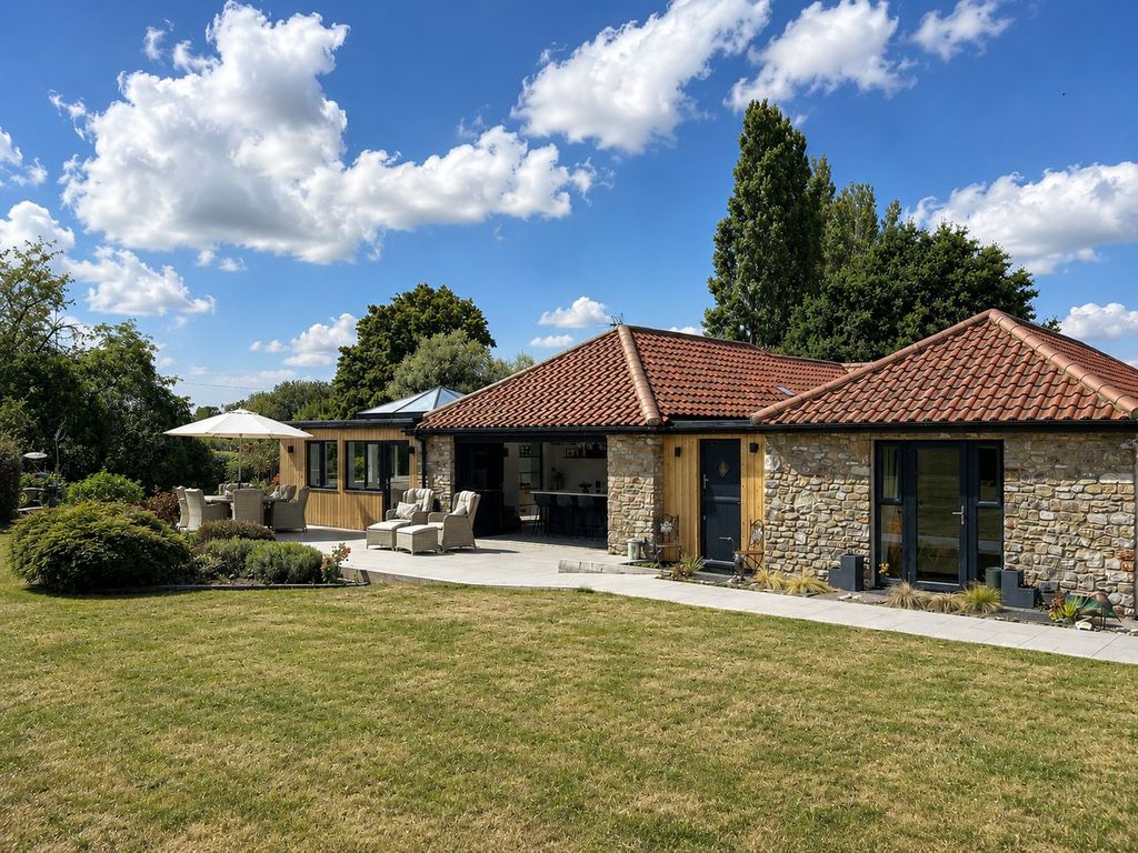 Property photo 1 of 36