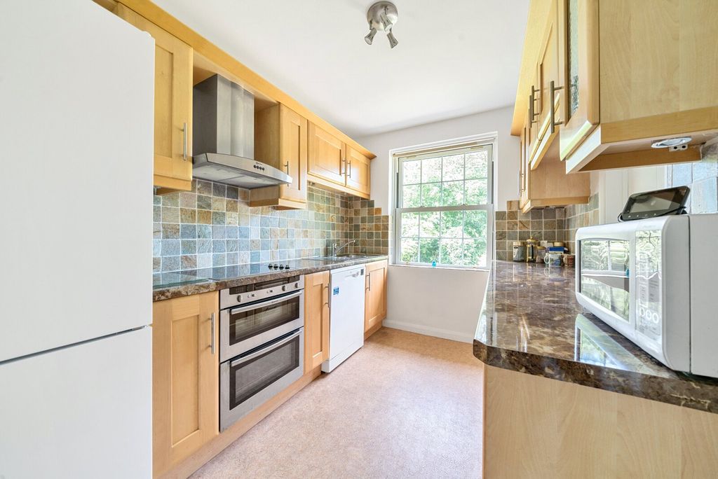 Property photo 2 of 10 Picture No. 05