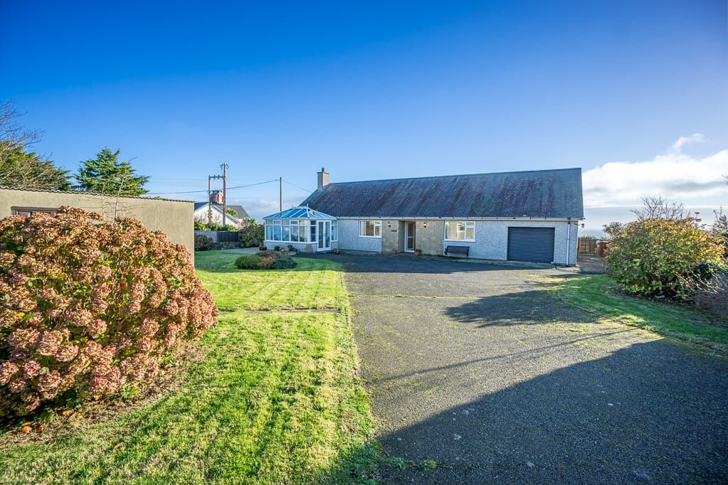 Property photo 3 of 32