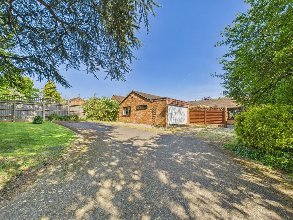 Property photo 1 of 15 Cam04907G0-Pr0173-Still024.Jpg