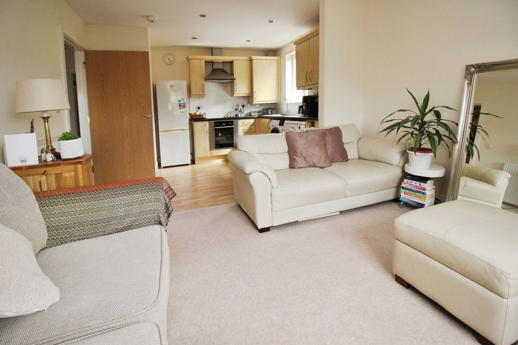 Property photo 3 of 8 Picture No. 08