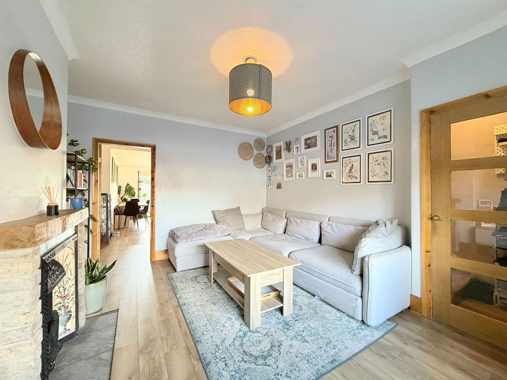 Property photo 3 of 23