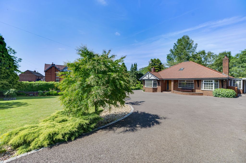 Property photo 3 of 37