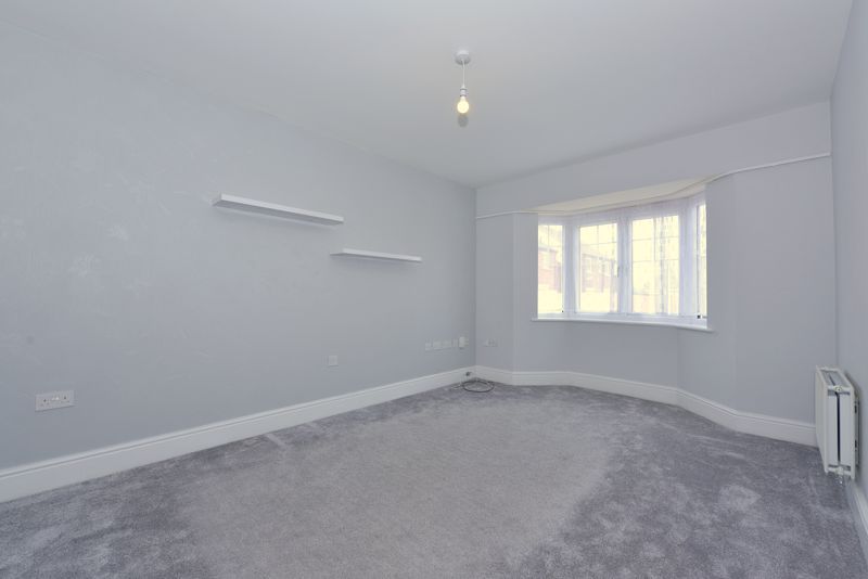Property photo 3 of 22 Photo 11
