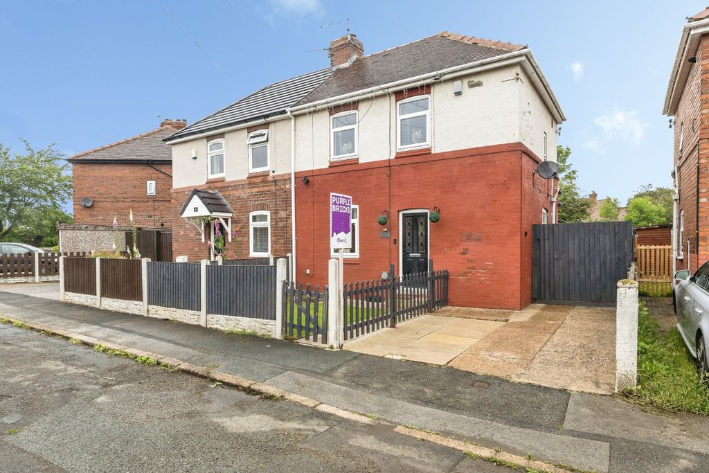 Property photo 1 of 16