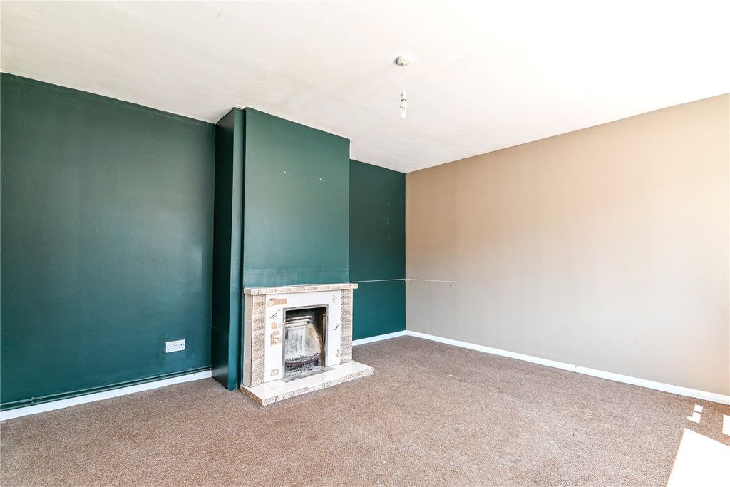 Property photo 2 of 16 Picture No. 04