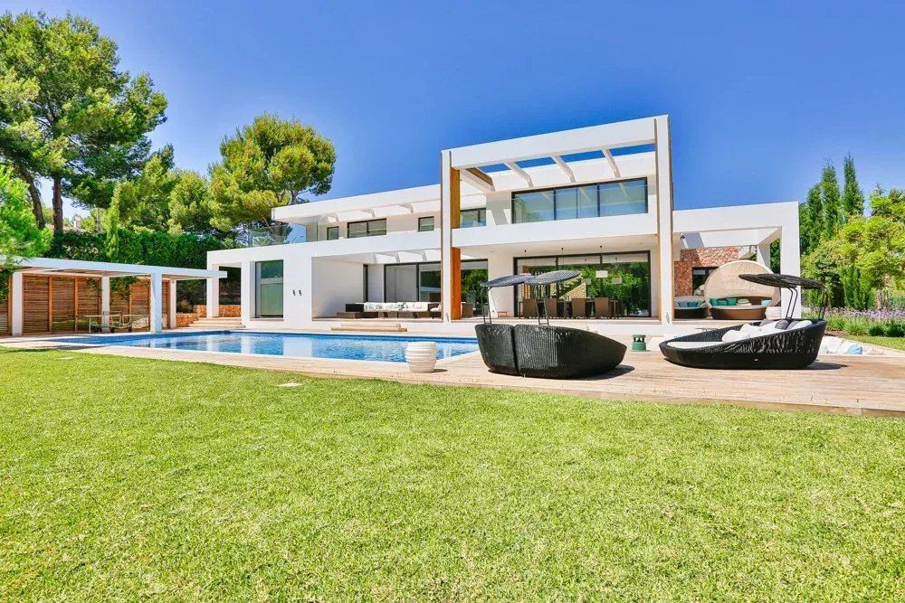 Property photo 2 of 18 Requesting Agency:  Mallorca Agent

Requesting Agent: Sebastian

Location: Santa Ponsa

Type: Villarequesting Agency:  Mallorca Agent

Requesting Agent: Sebastian

Location: Santa Ponsa

Type: Villa