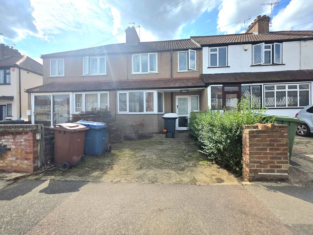 Property photo 1 of 13 3