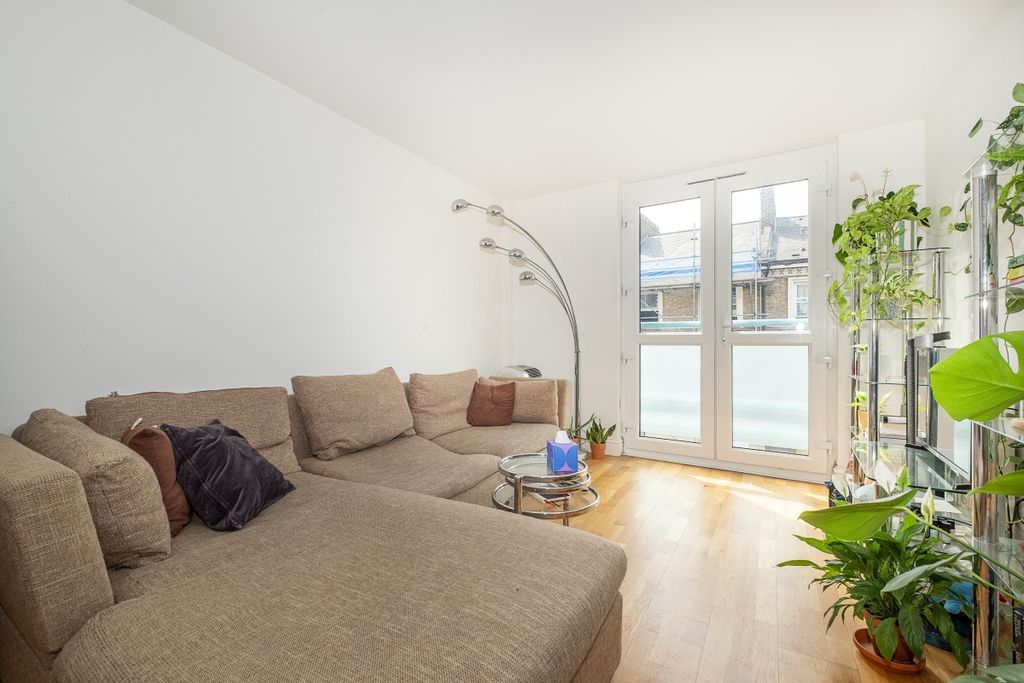 Property photo 2 of 7