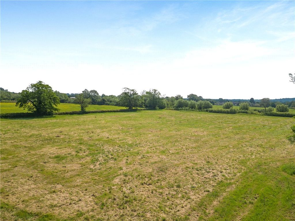 Property photo 2 of 7 Picture No. 05