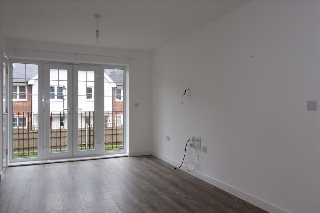 Property photo 2 of 6 Picture No. 02