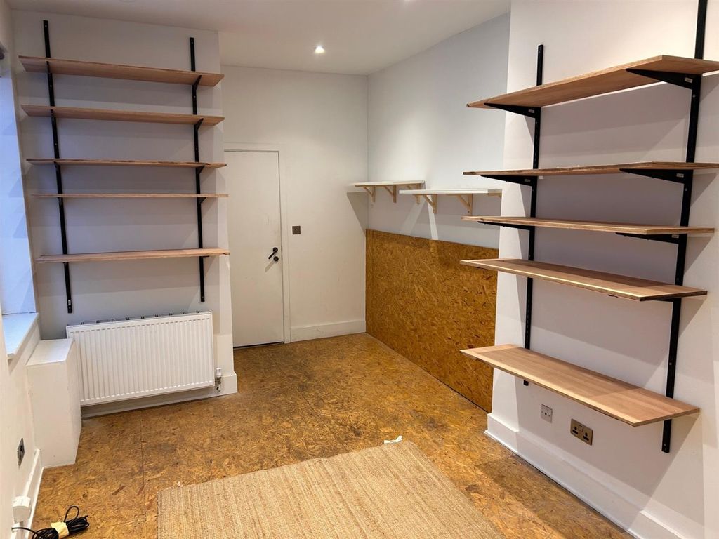 Property photo 3 of 10 35Fortescueave_E83Qb (6).Jpg