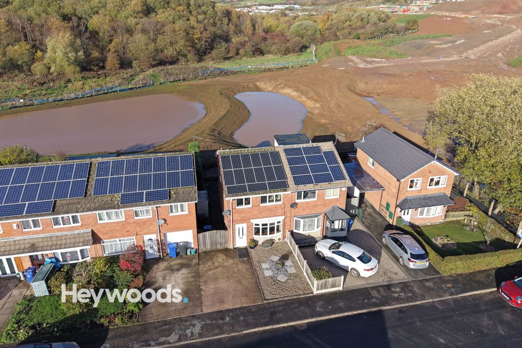 Property photo 1 of 35 Dji_20251113123952_0022_D