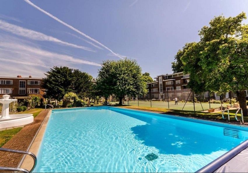 Property photo 3 of 11