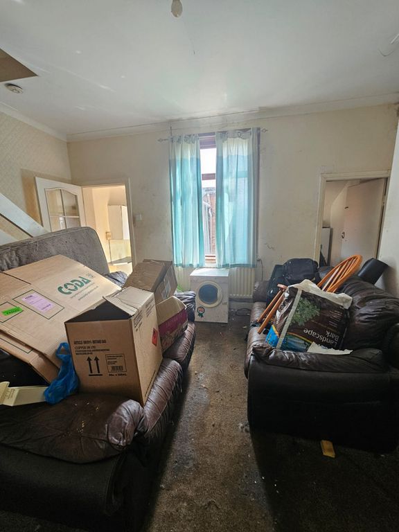 Property photo 3 of 8