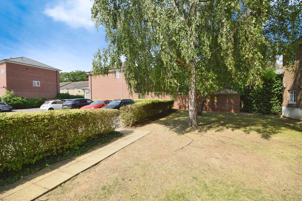 Property photo 3 of 14