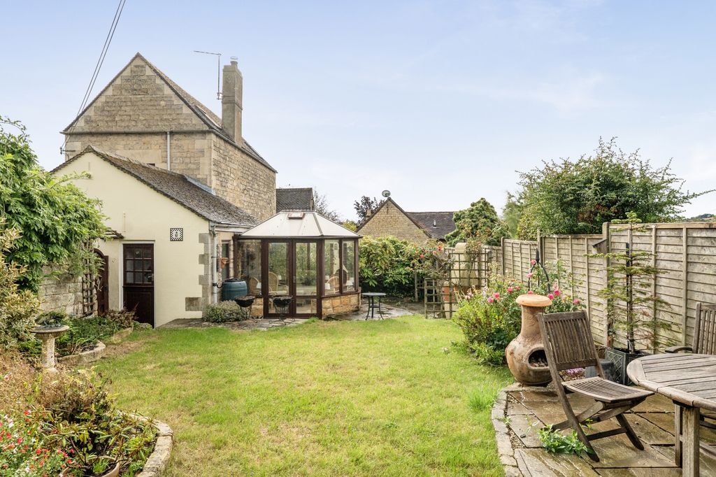 Property photo 3 of 19