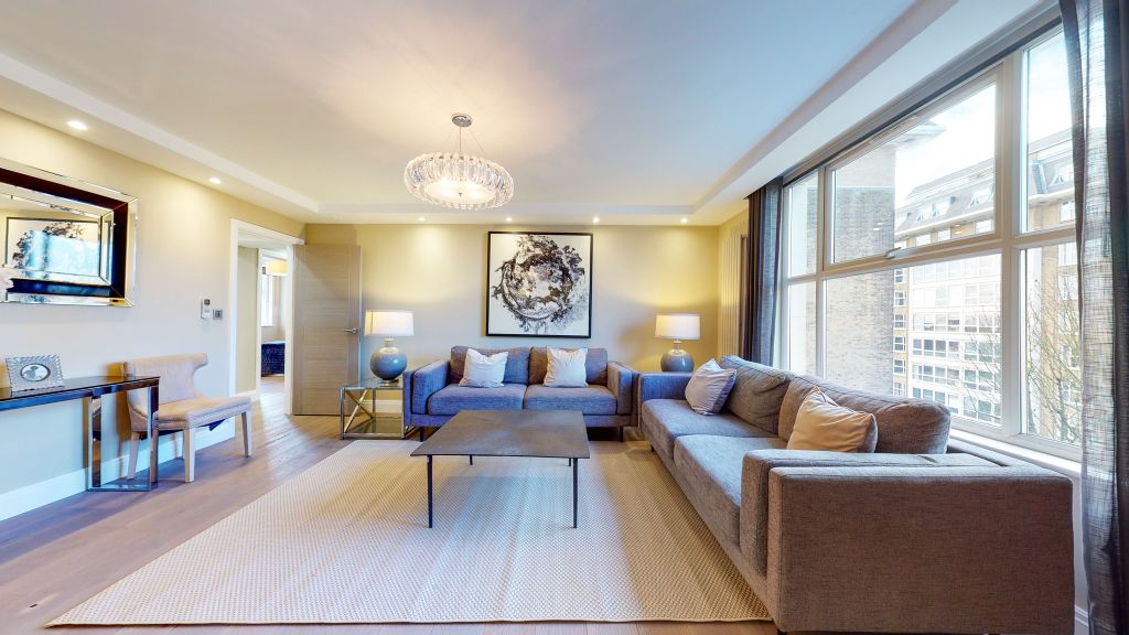 Property photo 1 of 28 Living Room