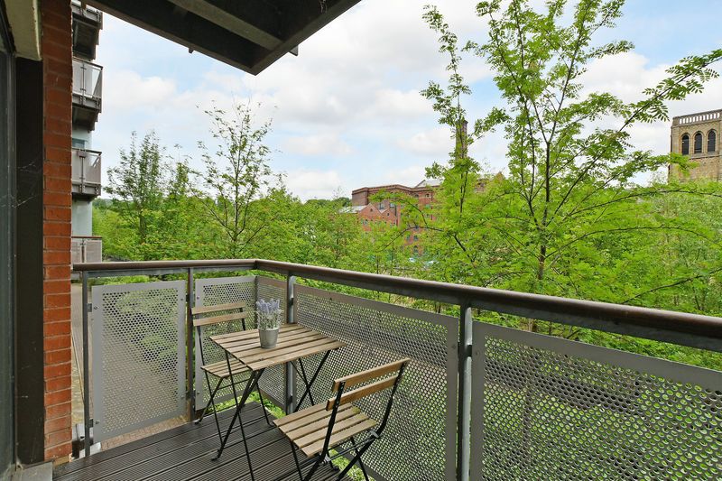 Property photo 3 of 14 Balcony