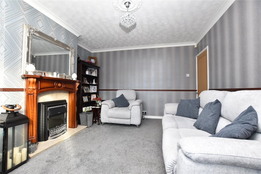 Property photo 2 of 19 Picture No. 05