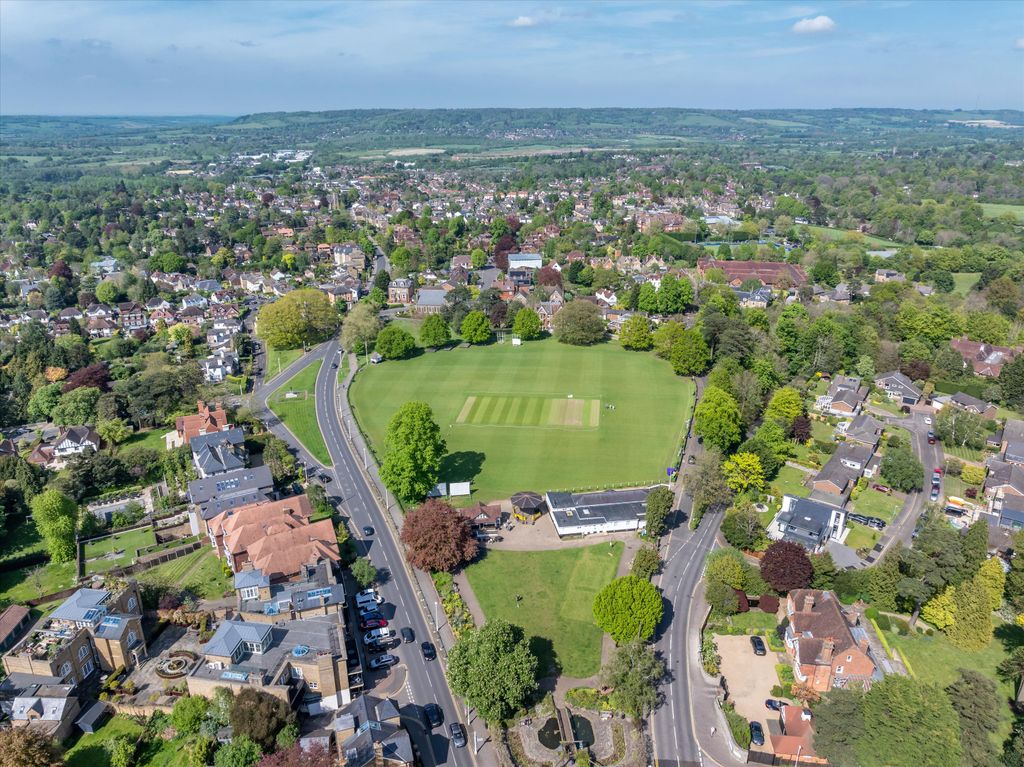 Property photo 2 of 24 Image