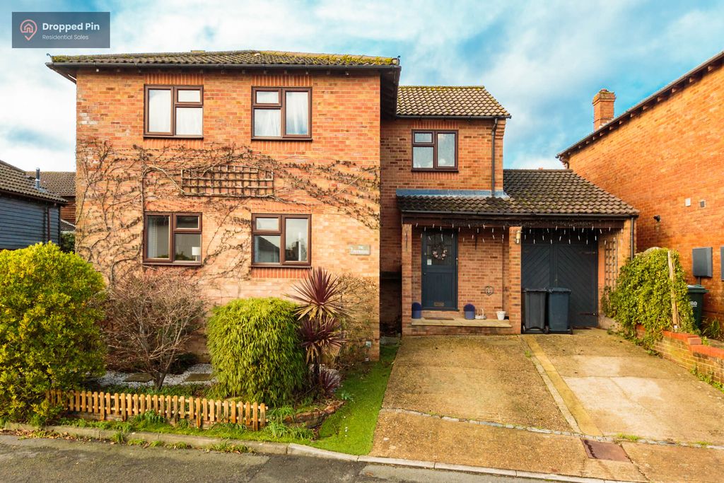 Property photo 1 of 25