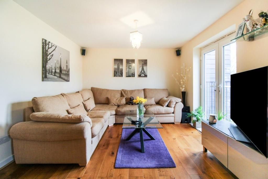 Property photo 2 of 17 151073_1117666-1_Img_01_0000.Jpeg