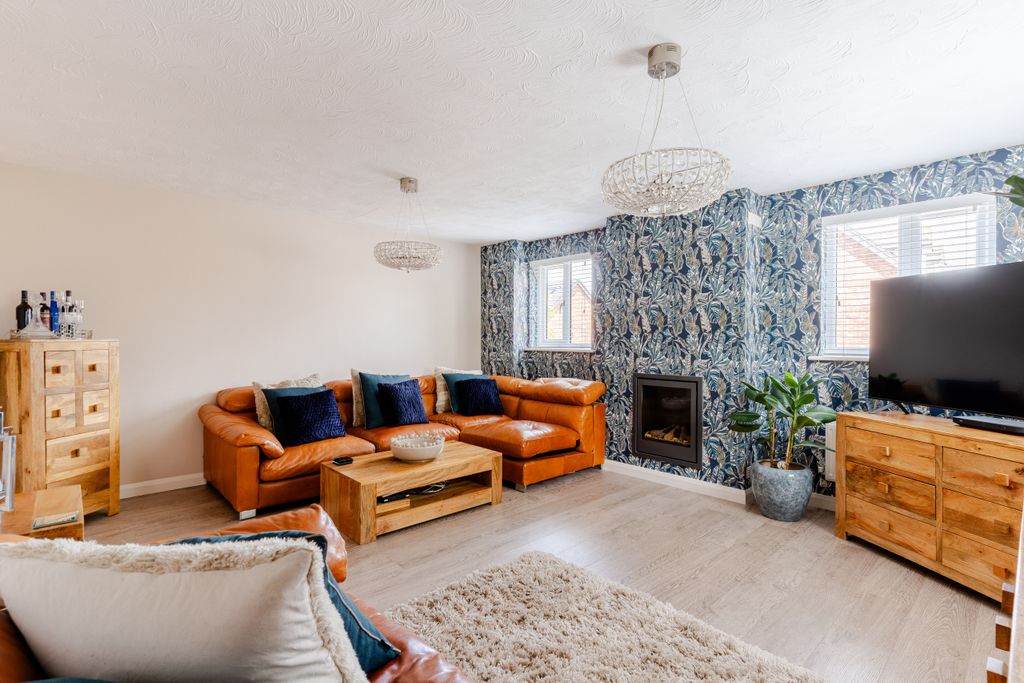 Property photo 3 of 22 3