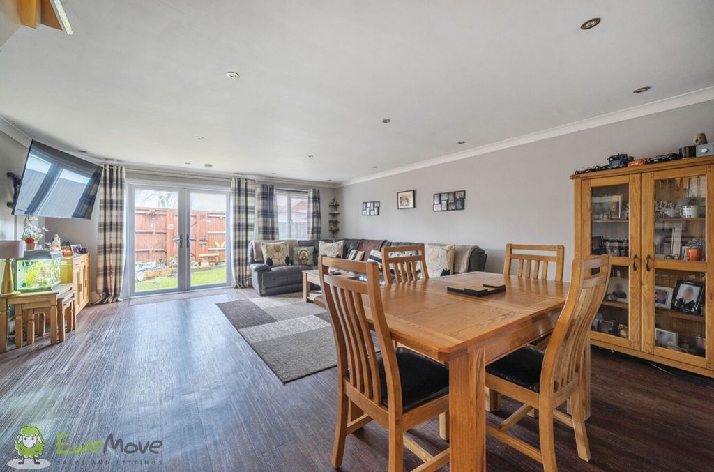 Property photo 2 of 18 Living Dining Room