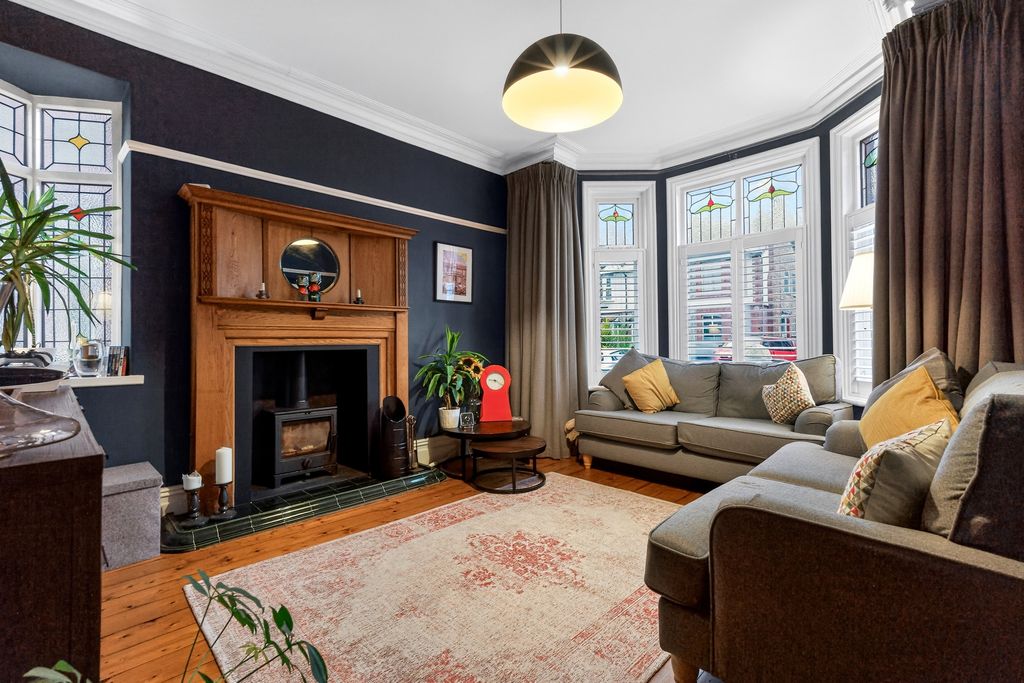 Property photo 3 of 20