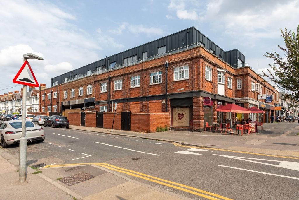 Property photo 1 of 11 Shelley Road-11.Jpg