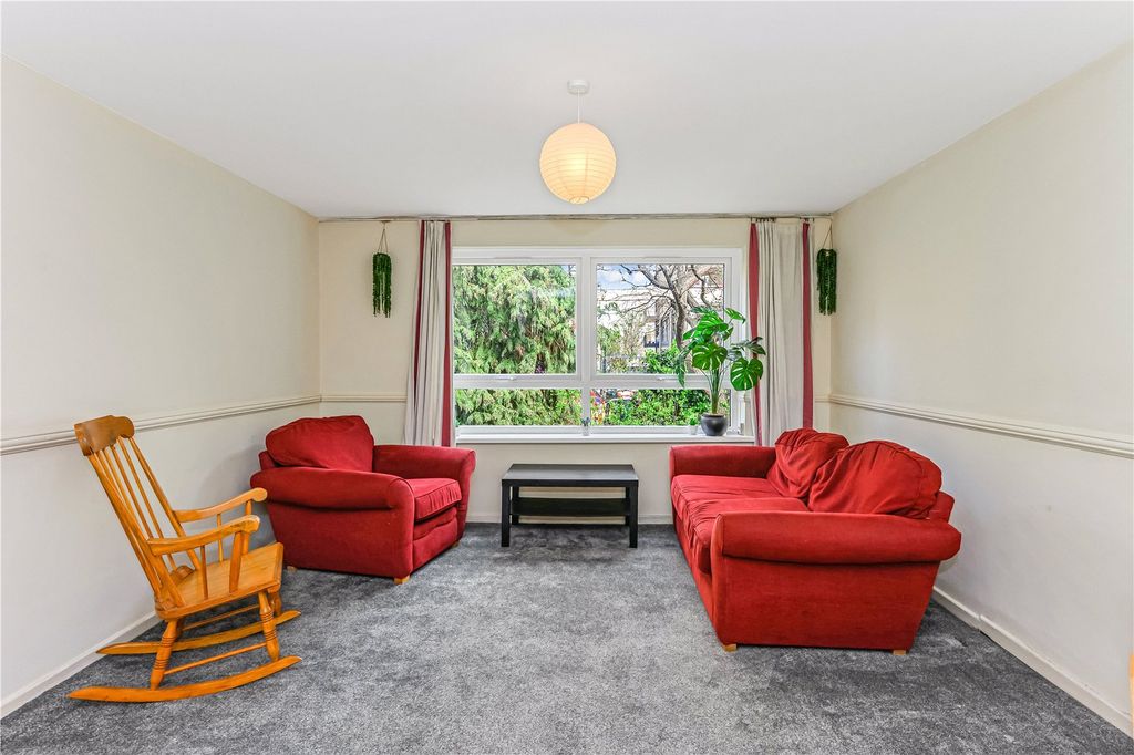 Property photo 3 of 11 Reception/Diner