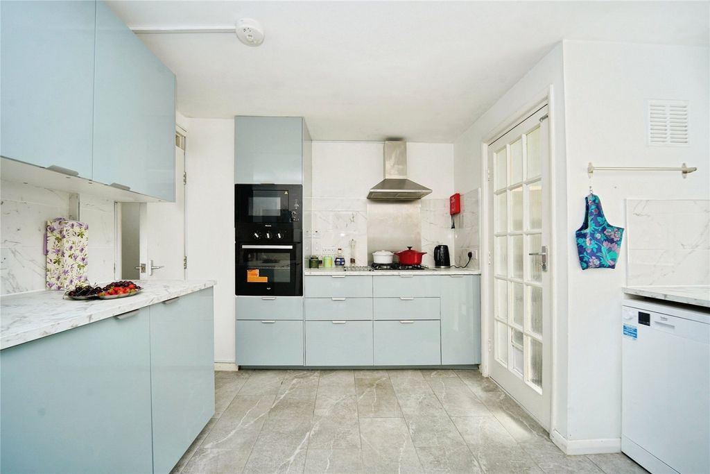 Property photo 3 of 25 Picture No. 44