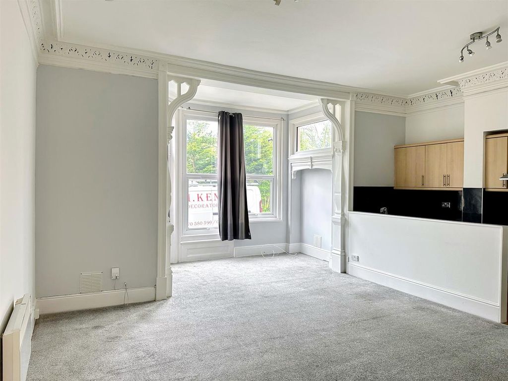 Property photo 2 of 11 Img_1868.Jpg