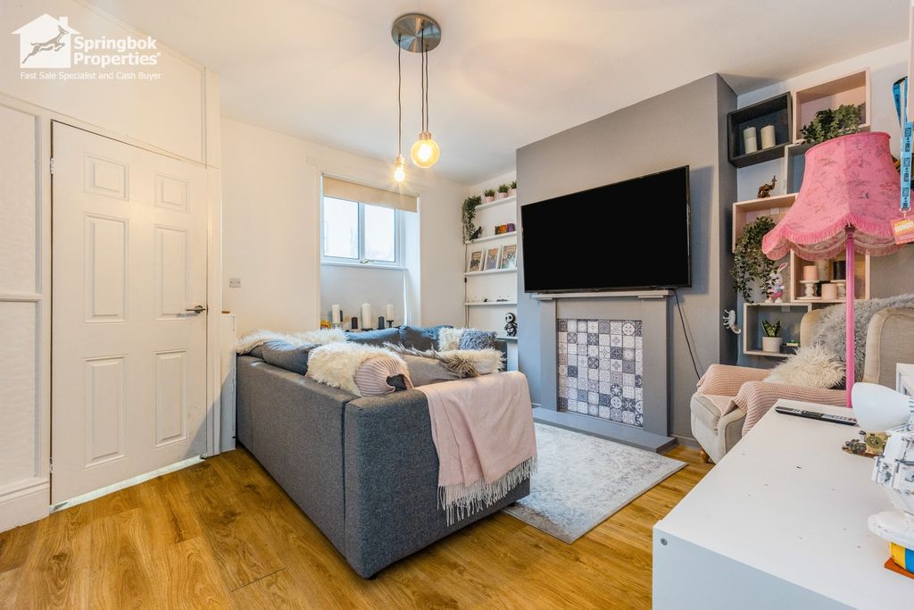 Property photo 2 of 16 Image 1