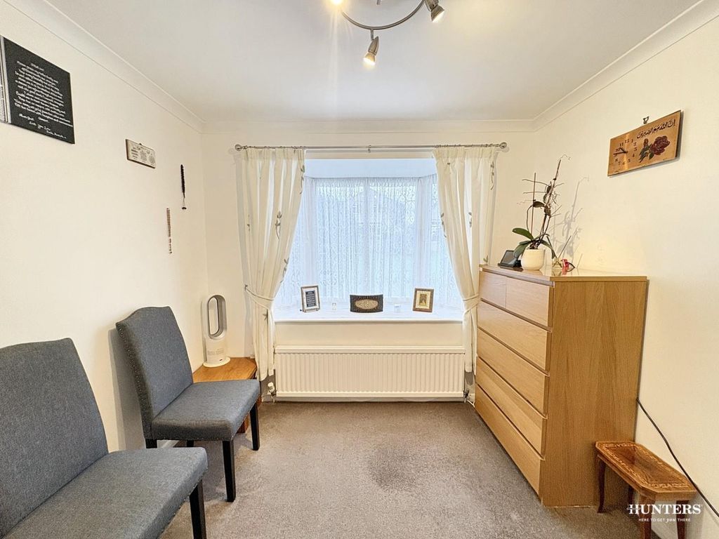 Additional image 8 of 4 bed detached house for saleHenley Avenue, Dewsbury WF12