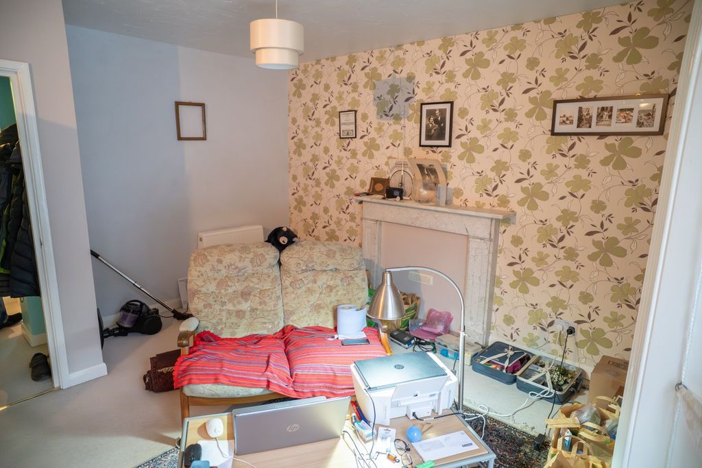 Property photo 3 of 21