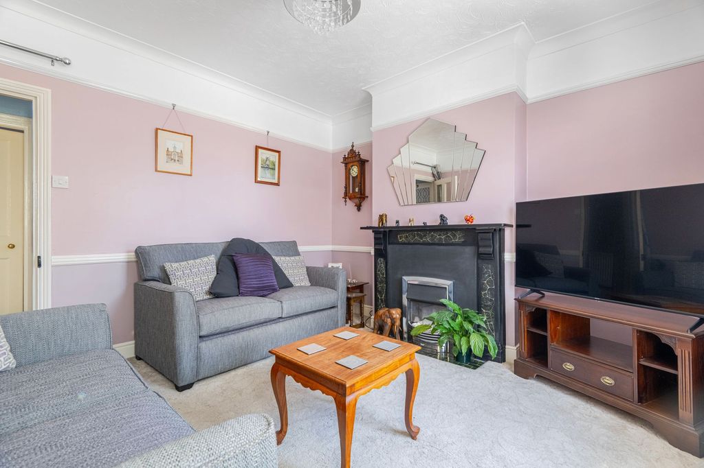 Property photo 3 of 15