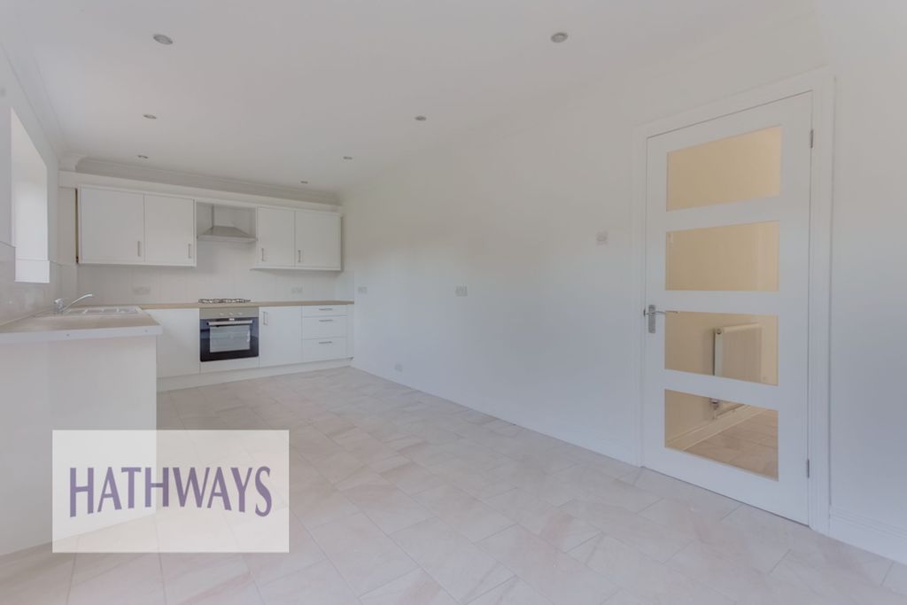 Property photo 2 of 36