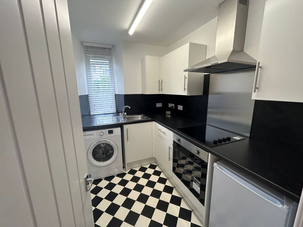 Property photo 2 of 8 Img-20240523-Wa0028