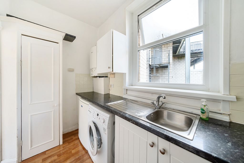 Property photo 3 of 15 Kitchen
