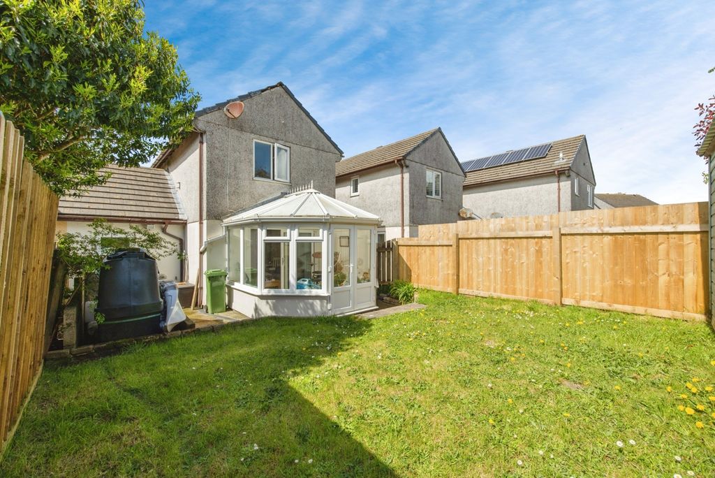 Property photo 3 of 17 Photo