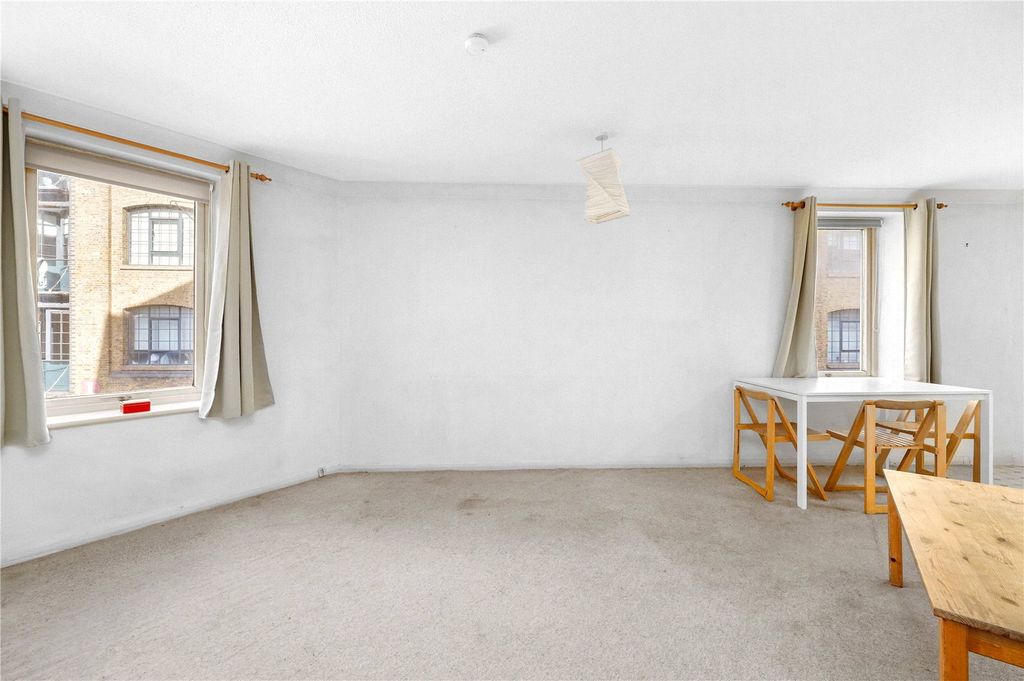 Property photo 2 of 12 Picture No. 10