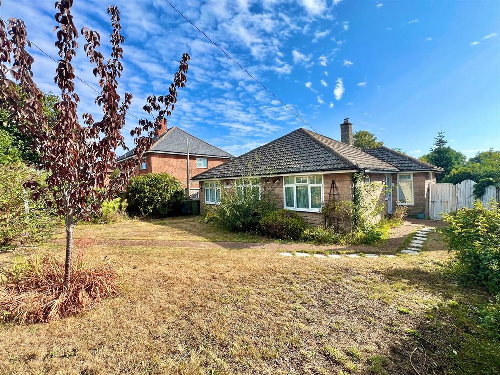 Property photo 1 of 22