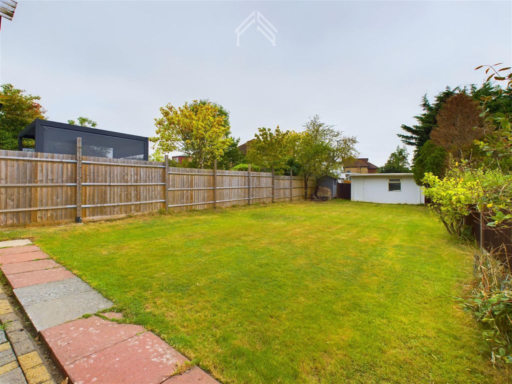 Property photo 2 of 10 Cam02700G0-Pr0178-Still004.Jpg