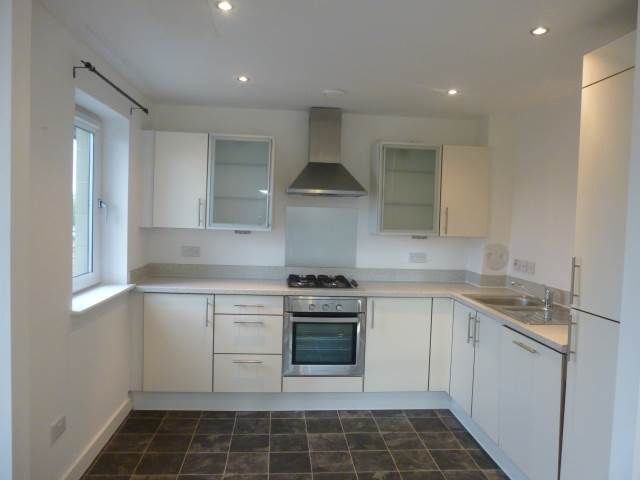 Property photo 3 of 7 Kitchen