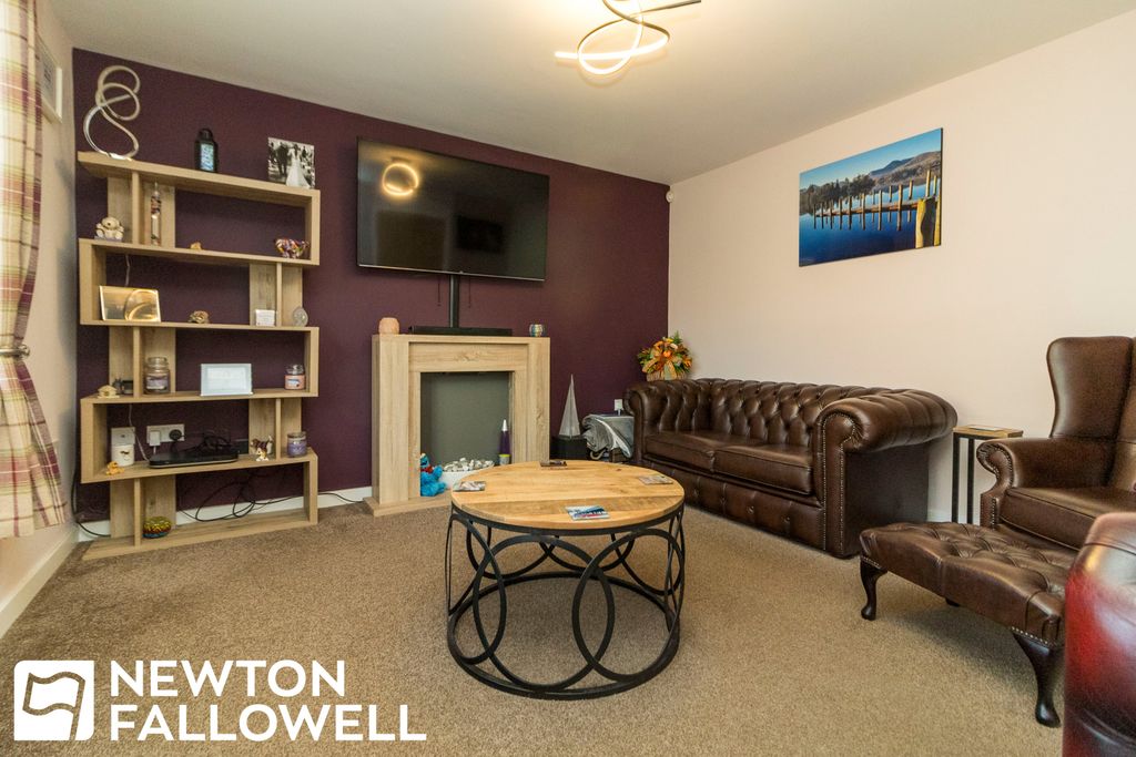 Property photo 3 of 20