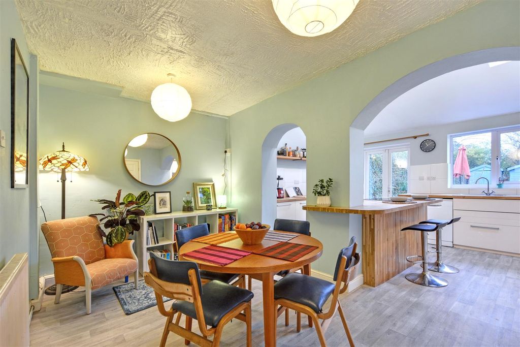 Property photo 3 of 21 Dining Room_1.Jpeg