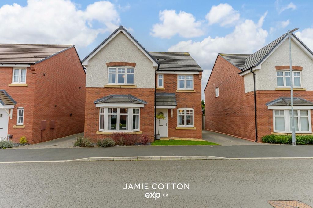 Property photo 1 of 27