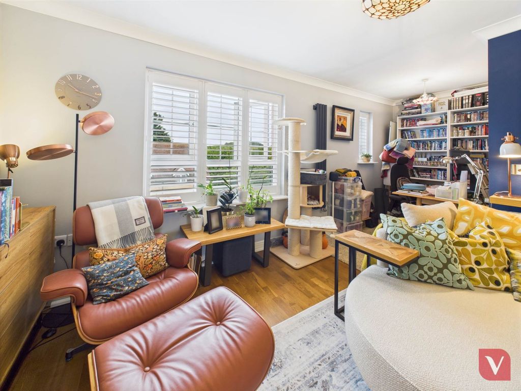 Property photo 3 of 20